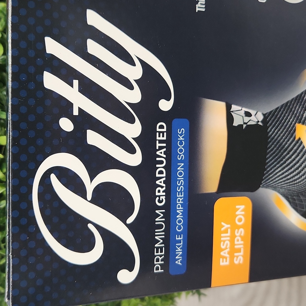 Bitly Ankle Compression Socks - Picture 3 of 5